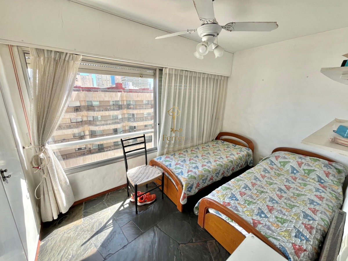 Apartamento ID.759 - Apartamento 2 Dormitorios En Venta Punta del Este Península