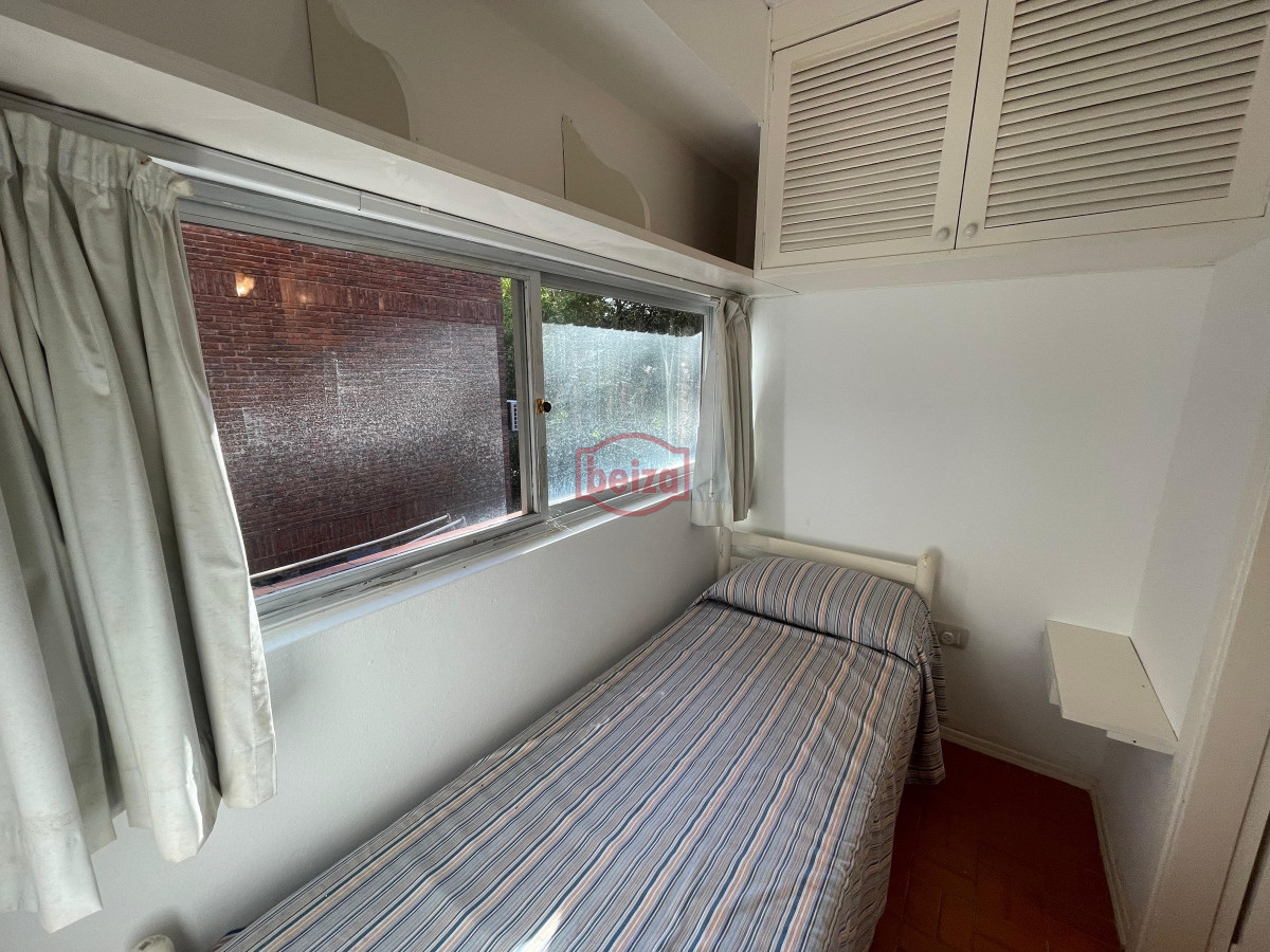 Apartamento ID.166285/APTO-DE-2-DORMITORIOS-EN-VENTA-Brava - Apartamento en Brava, 2 dormitorios y dependencia