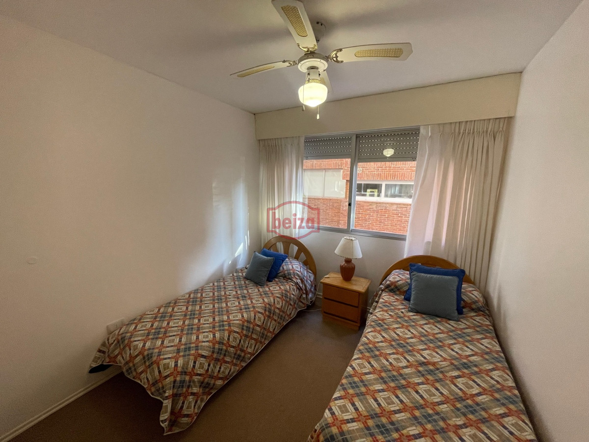 Apartamento ID.166285/APTO-DE-2-DORMITORIOS-EN-VENTA-Brava - Apartamento en Brava, 2 dormitorios y dependencia