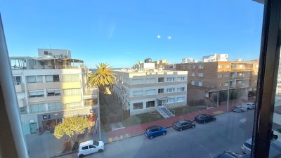 Apartamento en Península 3 dormitorios  - AGP9127A