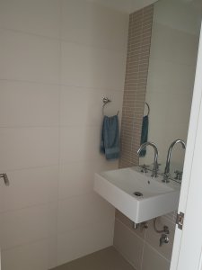 Apartamento de 3 Dormitorios en Alquiler - AGP4966A