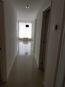Apartamento de 3 Dormitorios en Alquiler - AGP4966A
