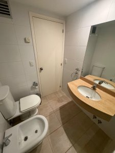 Apartamento 3 dormitorios y dependencia en Venta - AGP2957A