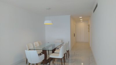 Apartamento 3 Dormitorios en Venta - AGP6288A
