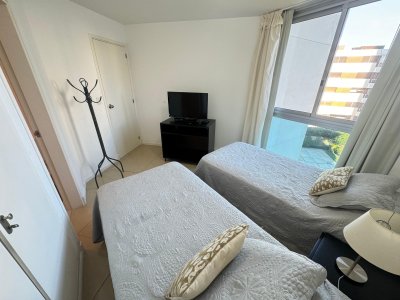 Apartamento 3 dormitorios y dependencia en Venta - AGP2957A