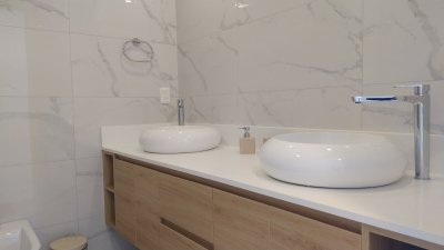 Apartamento 3 Dormitorios en Venta - AGP6288A