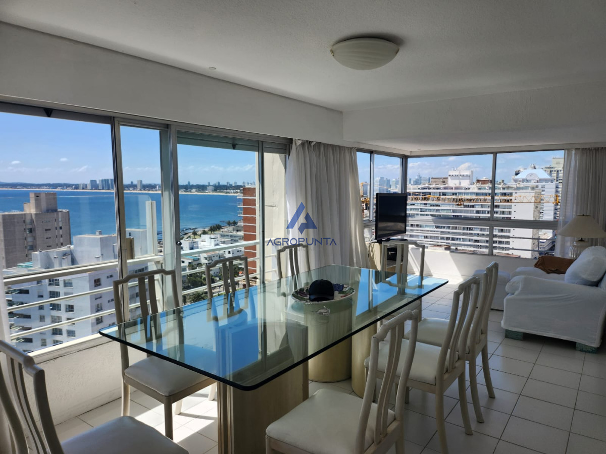 Amplio apartamento de 3 dormitorios ubicado en peninsula - AGP7816A