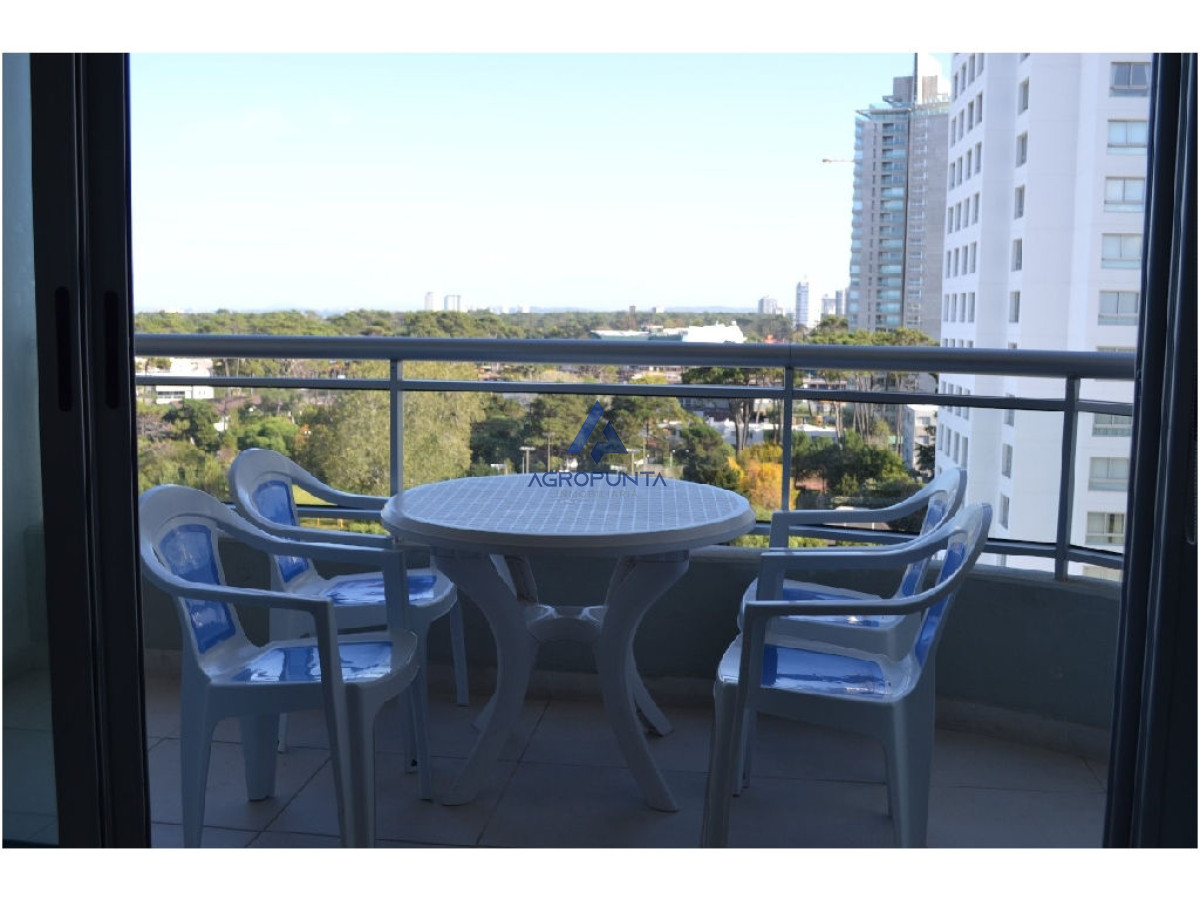 Apartamento en Brava, 1 dormitorios *