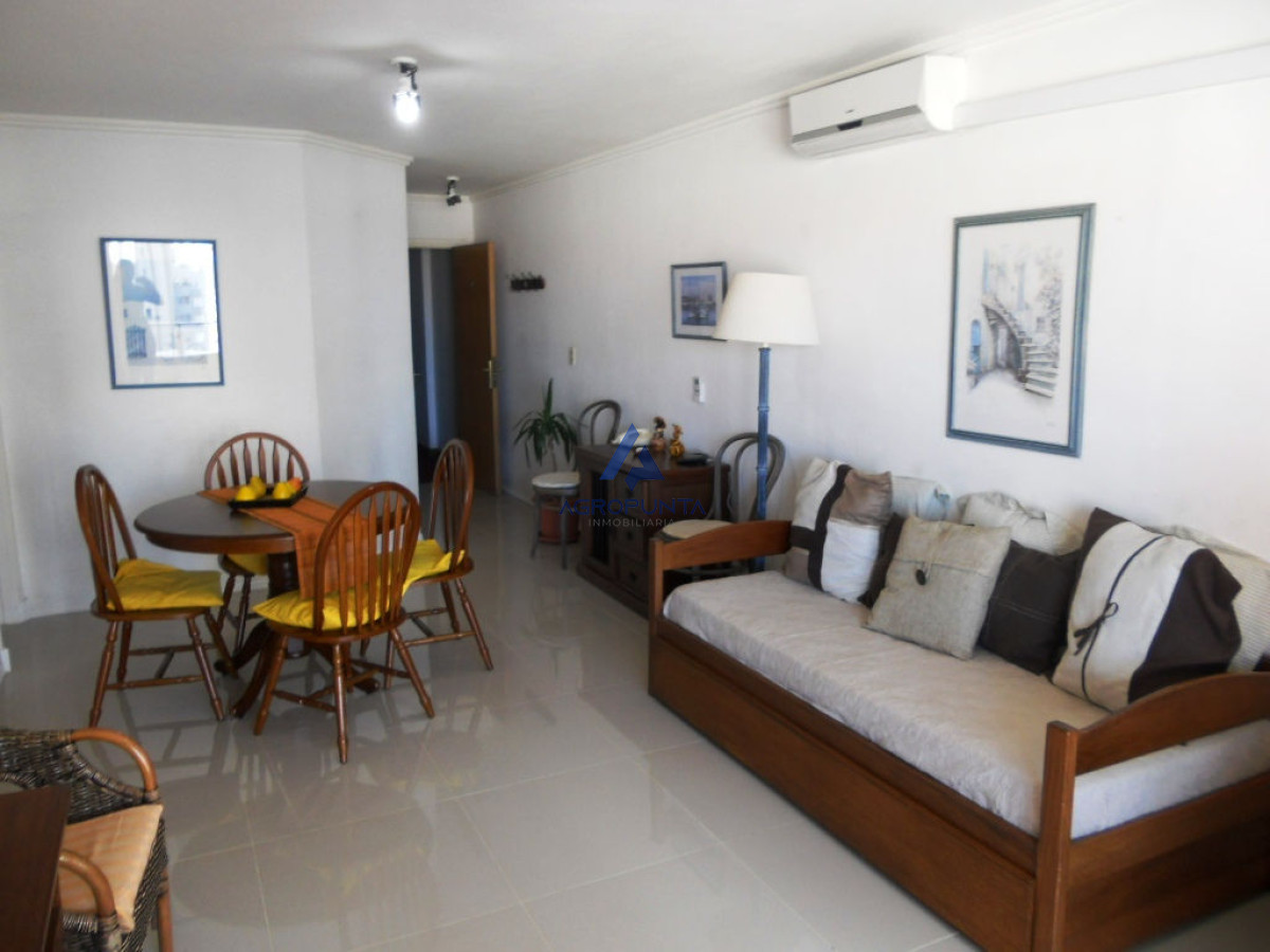 Apartamento en Brava, 1 dormitorios *