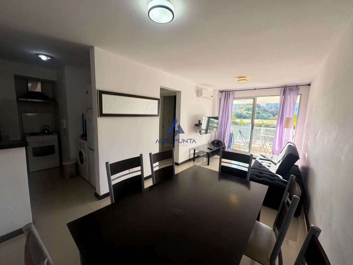 Apartamento 1 dormitorio con terraza y cochera Aidy Grill