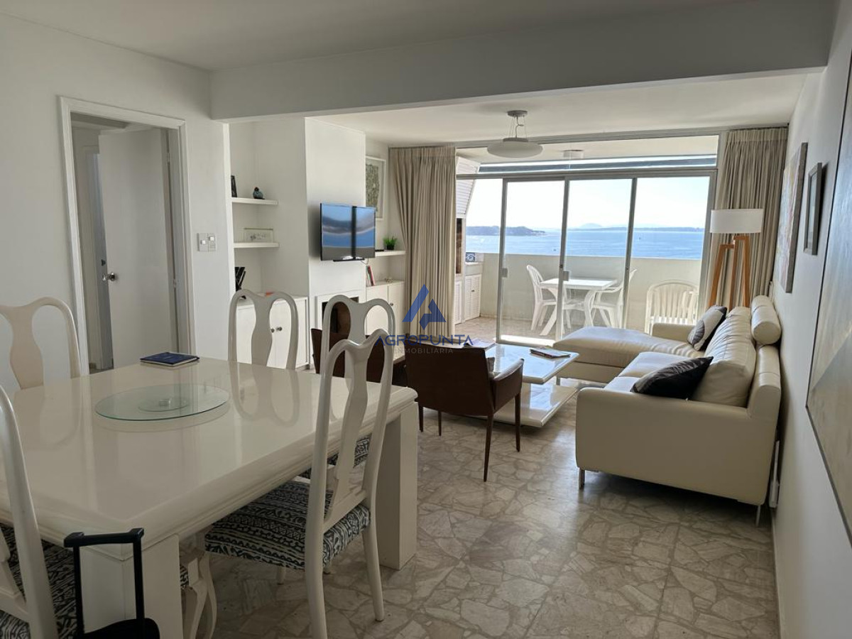 Lindo apartamento de 3 dormitorios ubicado en peninsula - AGP7760A