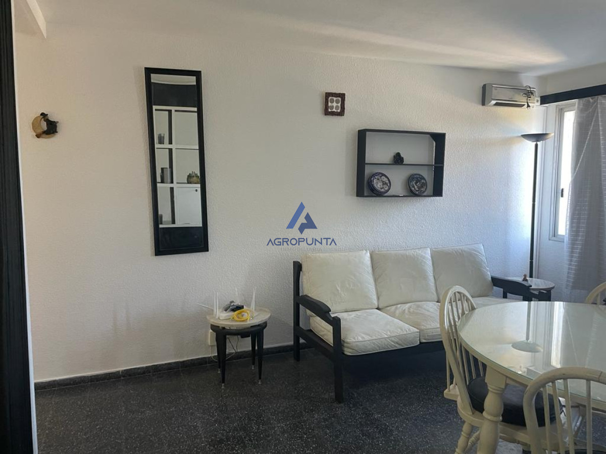 Apartamento en Punta del Este, Mansa - AGP7798A