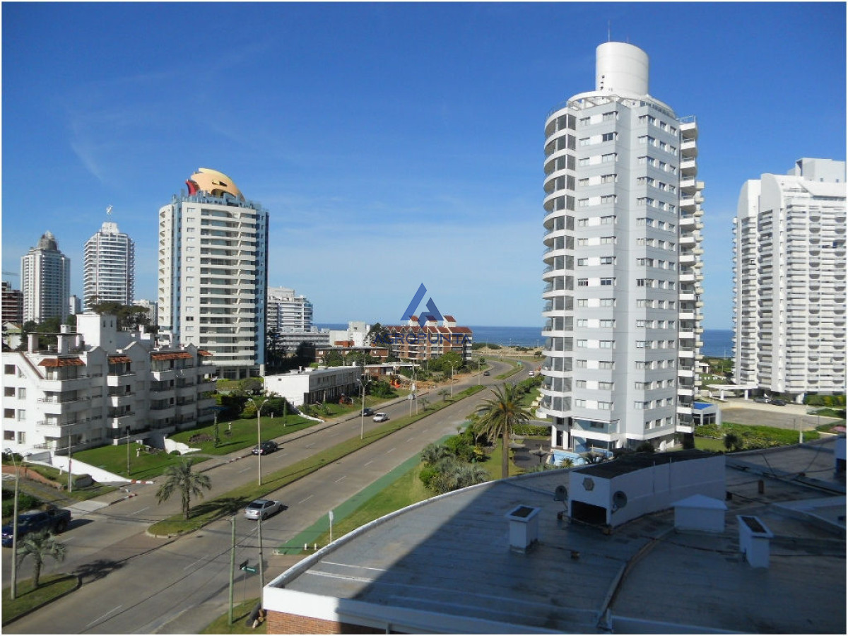 Brava - GoPunta - Portal Inmobiliario de Punta del Este - Maldonado