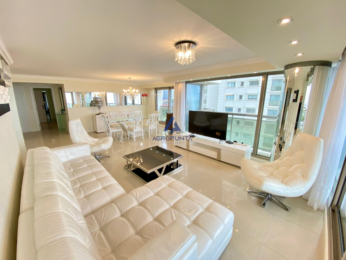 Brava - GoPunta - Portal Inmobiliario de Punta del Este - Maldonado