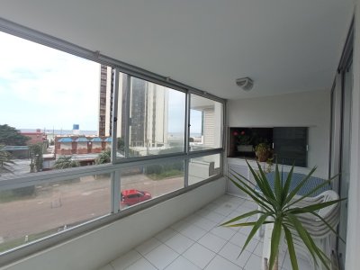 Apartamento en Brava, 3 dormitorios *