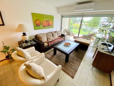 Amplio Apartamento sobre Roosevelt en venta y alquiler de temporada