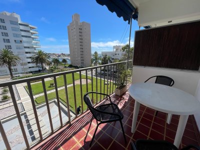 Apartamento en Peninsula, 2 dormitorios *