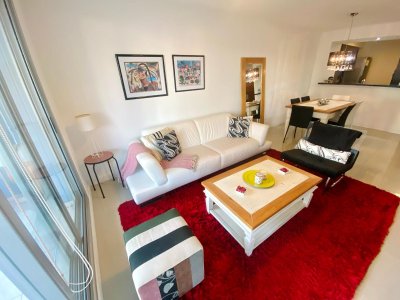 Apartamento en Brava, 3 dormitorios *