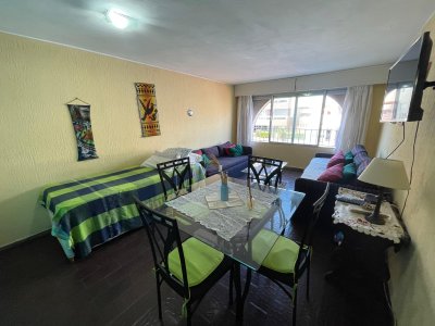 Venta de apartamento monoambiente Punta del Este