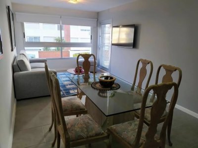 APARTAMENTO EN MANSA 1 Y ½ DORMITORIOS