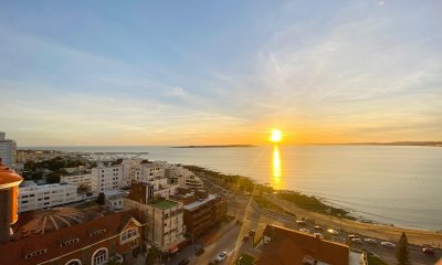 Apartamento en Venta Punta del Este 3 Dormitorios Primera Línea Mansa