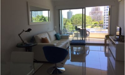 Apartamento en Brava, 1 dormitorios *