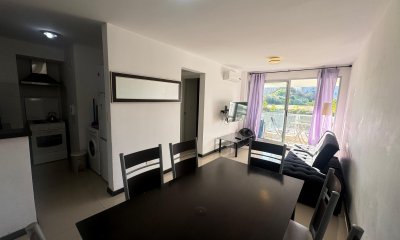 Apartamento 1 dormitorio con terraza y cochera Aidy Grill