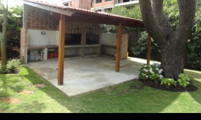 2 DORMITORIOS CON BALCÓN AIDY GRILL