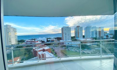 Apartamento 3 Dormitorios En Venta Punta del Este