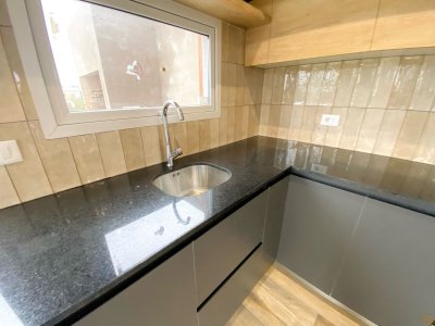 casa dos dormitorios en venta maldonado  - agp8898c