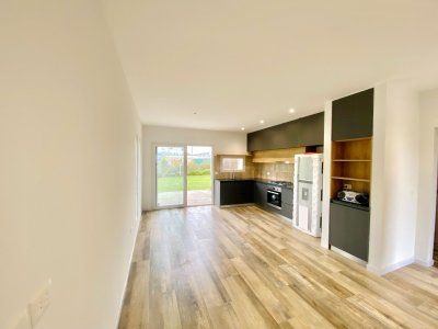 casa dos dormitorios en venta maldonado  - agp8898c