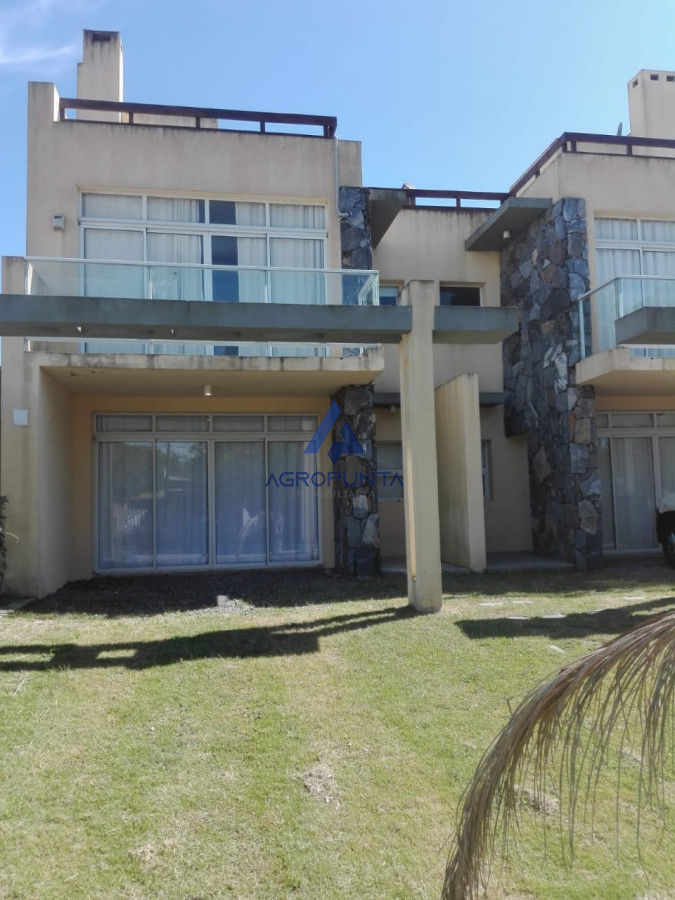 casa en manantiales, 3 dormitorios  - agp6215c
