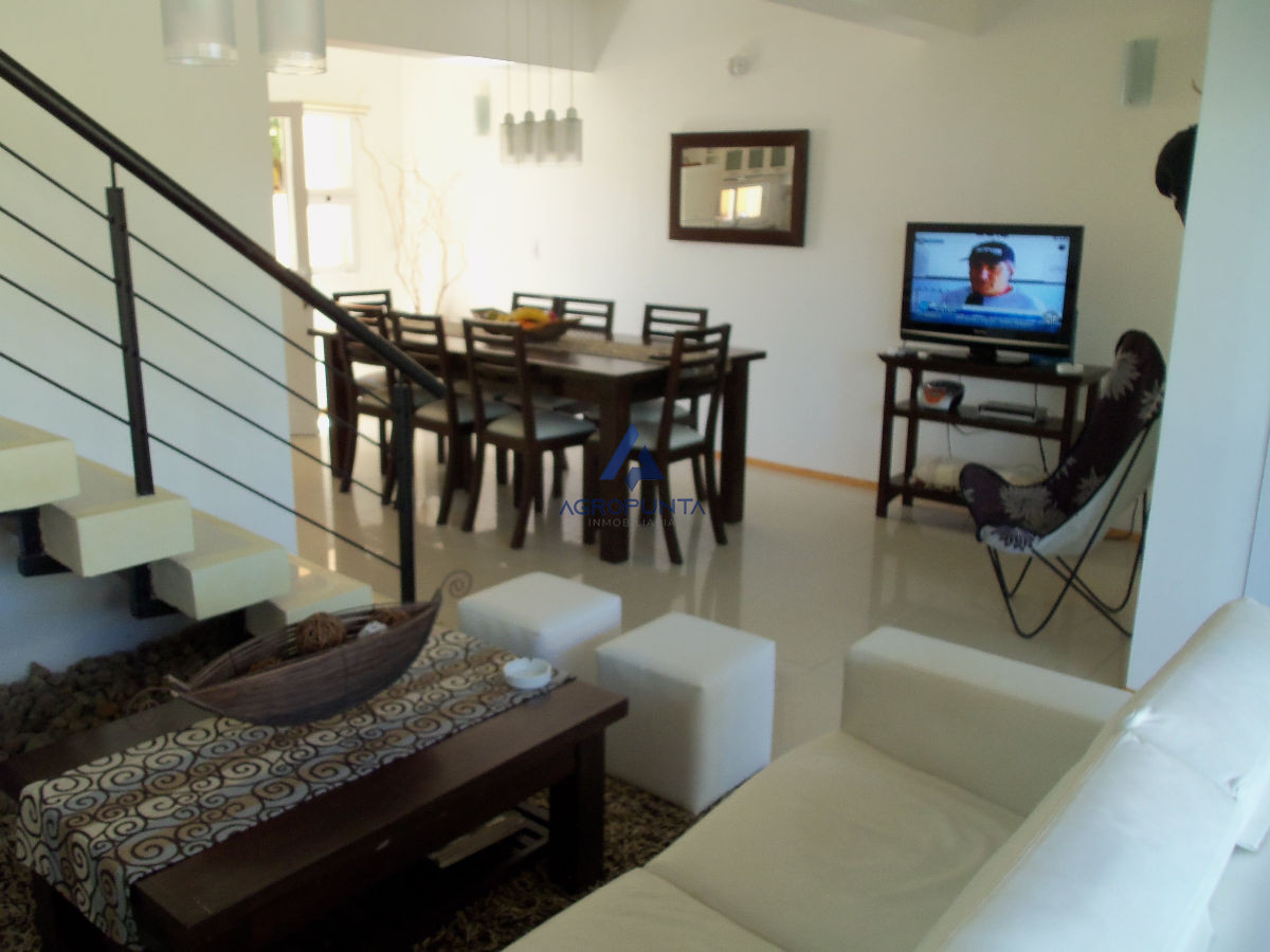 Bikini - GoPunta - Portal Inmobiliario de Punta del Este - Maldonado