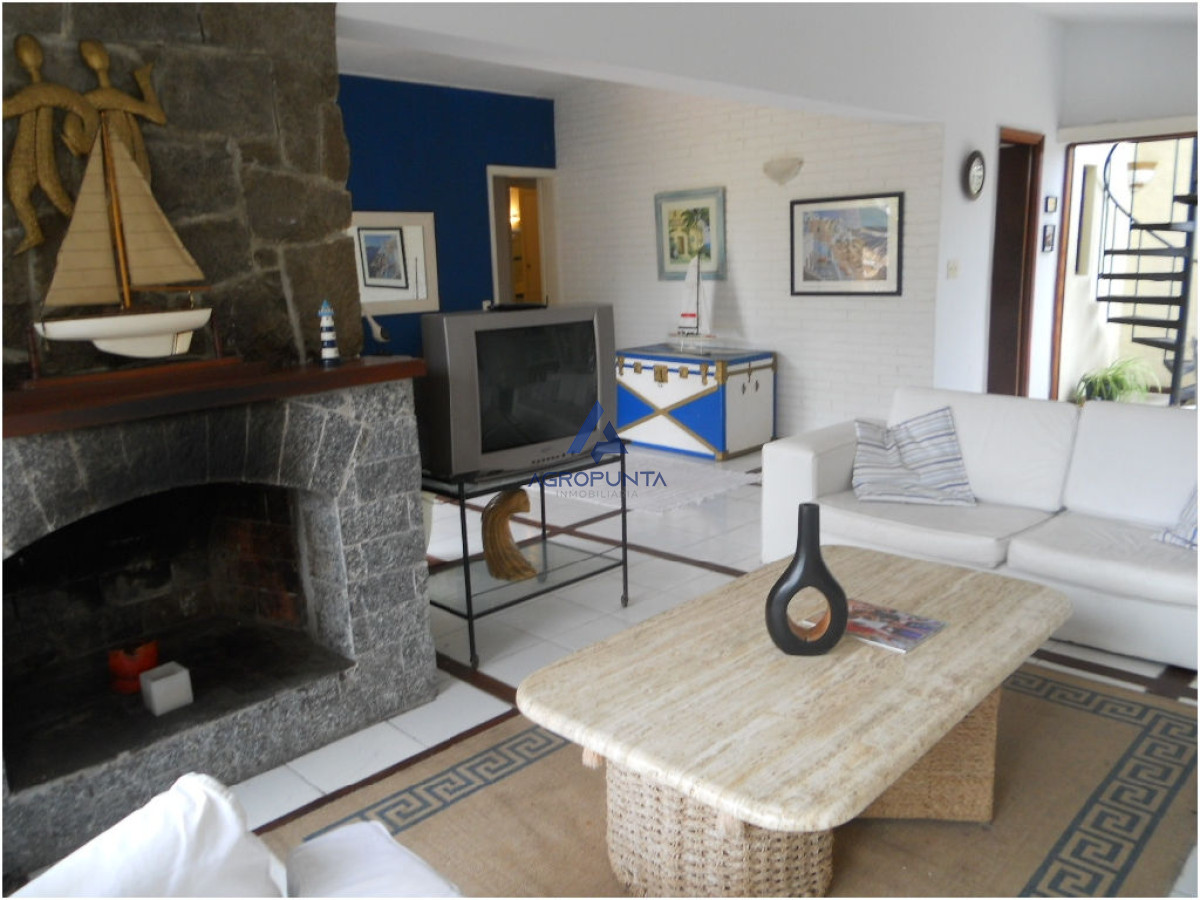 Brava - GoPunta - Portal Inmobiliario de Punta del Este - Maldonado