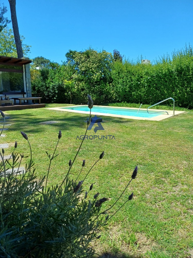 Casa en Manantiales, 3 dormitorios piscina
