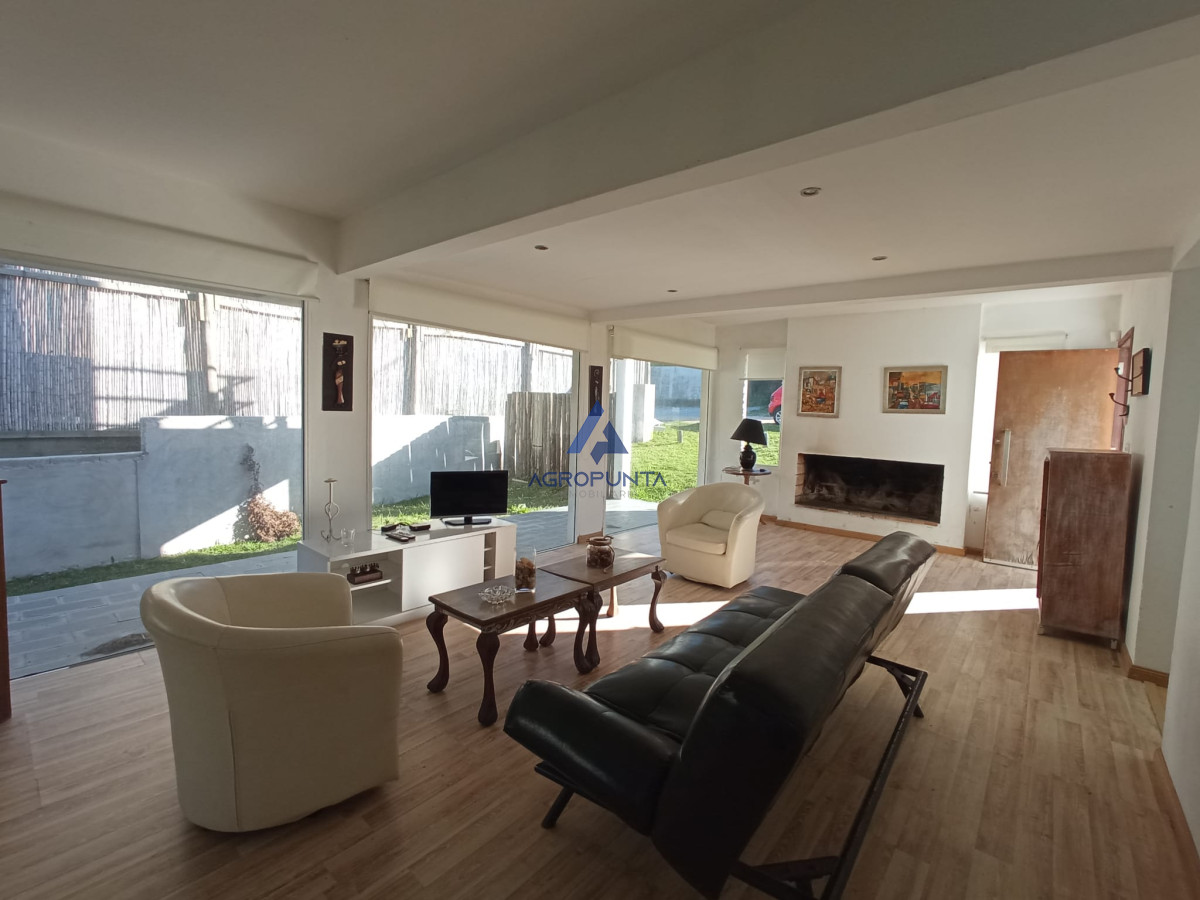 Casa en Punta Piedras, 3 dormitorios  - AGP3506C