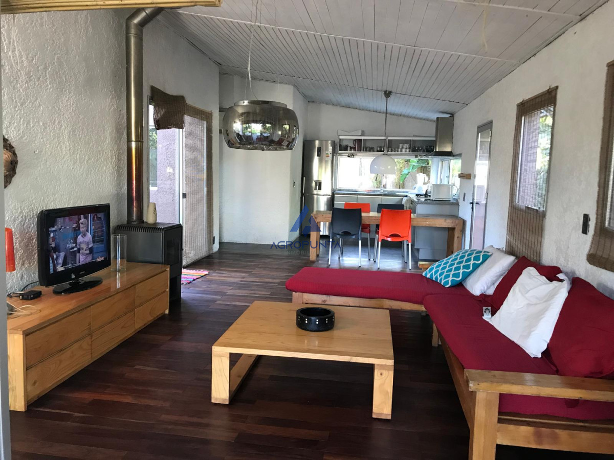 Bikini - GoPunta - Portal Inmobiliario de Punta del Este - Maldonado