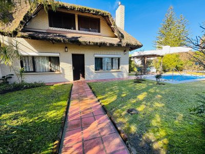 Casa 5 dormitorios punta del este