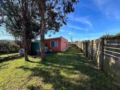 Casa en venta, el tesoro, la barra punta del este dos dormitorios