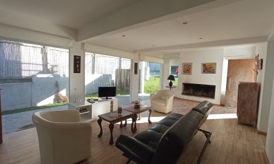 Casa en Punta Piedras, 3 dormitorios