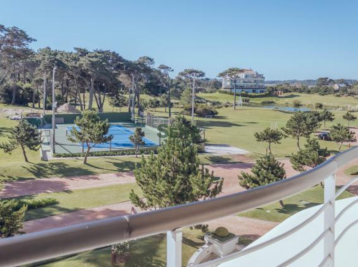 Venta de apartamento en complejo Veramansa,  combinación natural de campo, bosque y mar en un area exclusiva de Punta del Este con todas las amenities - GoPunta - Portal Inmobiliario de Punta del Este - Maldonado
