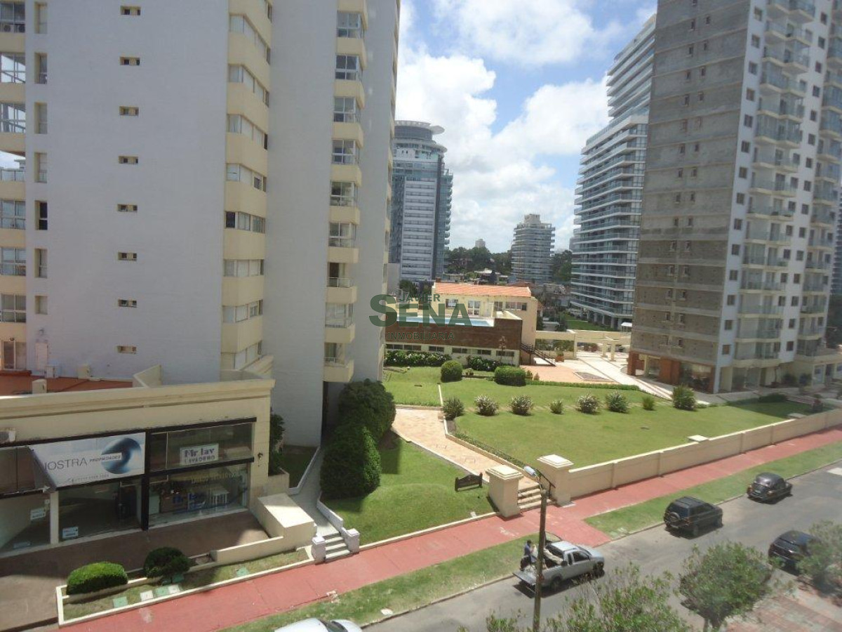 Brava - GoPunta - Portal Inmobiliario de Punta del Este - Maldonado