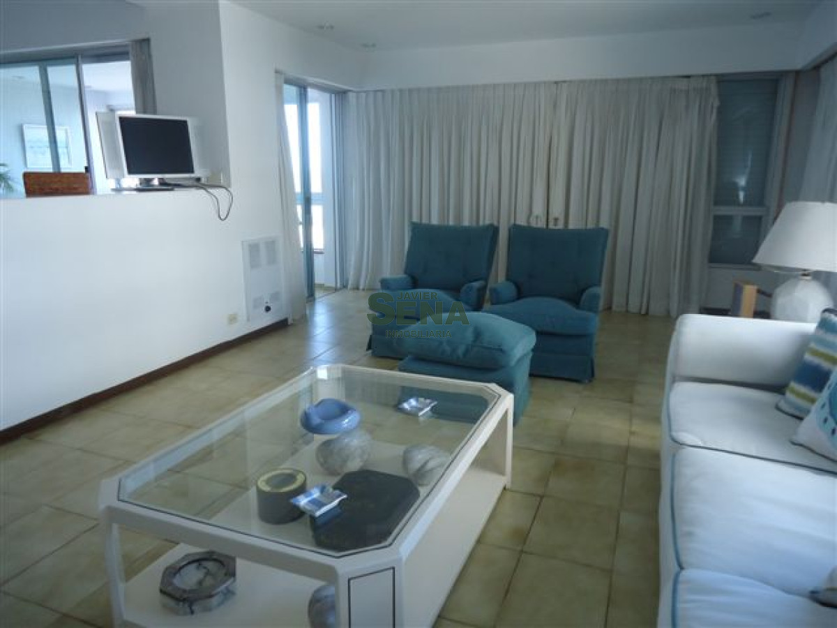 Brava - GoPunta - Portal Inmobiliario de Punta del Este - Maldonado