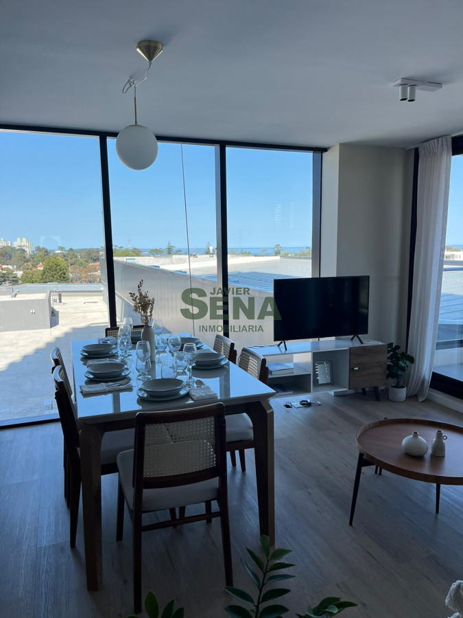 Venta de apartamento en la Roosevelt, de 3 dormitorios y 2 baños a estrenar excelente ubicación, muy iluminado, con vistas y todos los amenities. - GoPunta - Portal Inmobiliario de Punta del Este - Maldonado