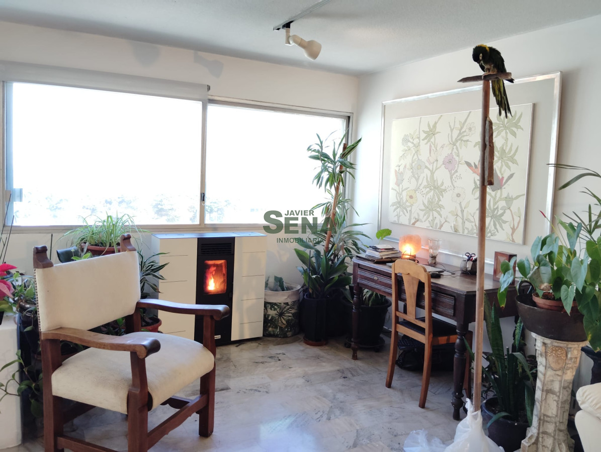 Venta de apartamento en la Roosevelt, de 3 dormitorios, 2 baños, gran vista. - GoPunta - Portal Inmobiliario de Punta del Este - Maldonado