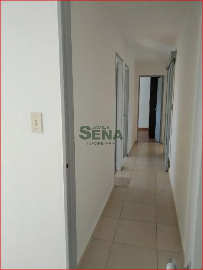 Venta de apartamento en el centro de Maldonado, 4 dormiorios, 1 baño, estacionamiento. - GoPunta - Portal Inmobiliario de Punta del Este - Maldonado