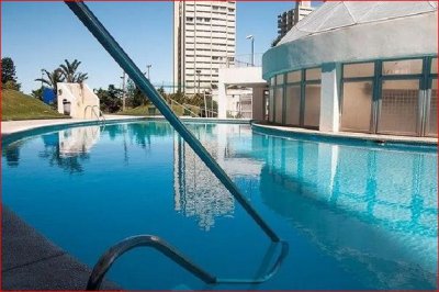 Venta de apartamento en complejo lincol center, 2 dormitorios, 2 baños, piscina, canchas, buena vista.