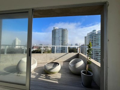 Venta de apartamento Roosevelt, 2 dormitorios, 2 baños, en edificio con amenities