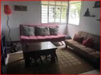 Venta de apartamento en el centro de Maldonado, 2 dormitorios, baño, estacionamiento.
