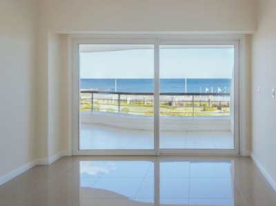 Venta y de apartamento en complejo Veramansa combinación natural de campo, bosque y mar en un area exclusiva de Punta del Este con todas las amenities
